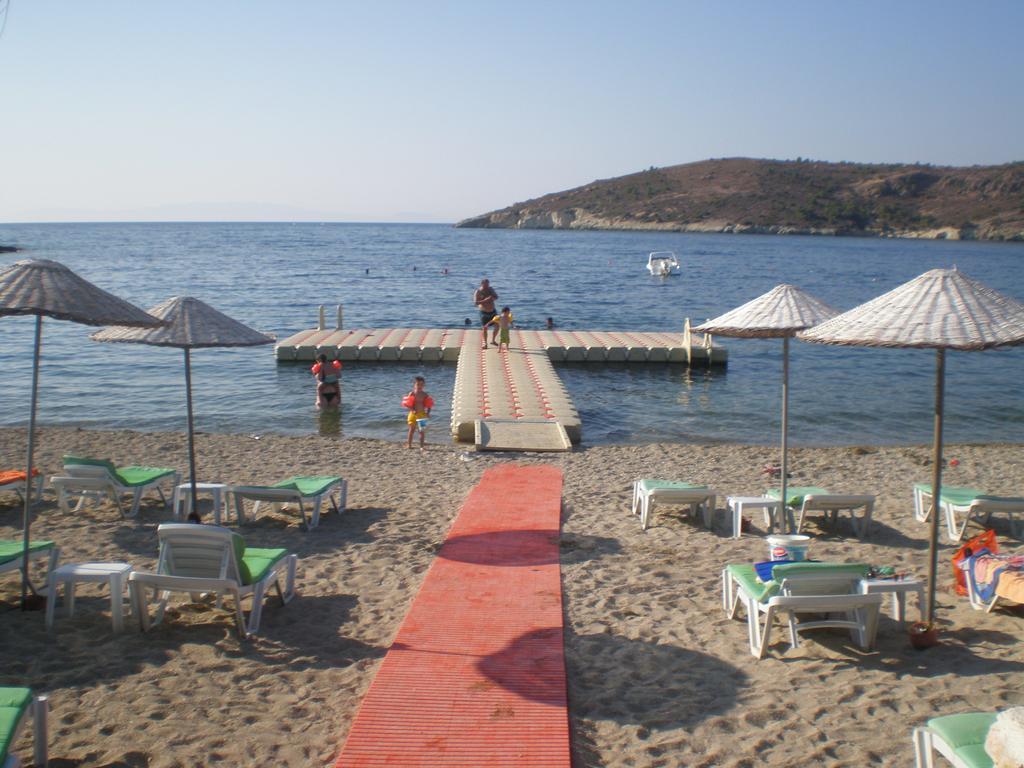 Club Mackerel Holiday Village Foça Exterior foto
