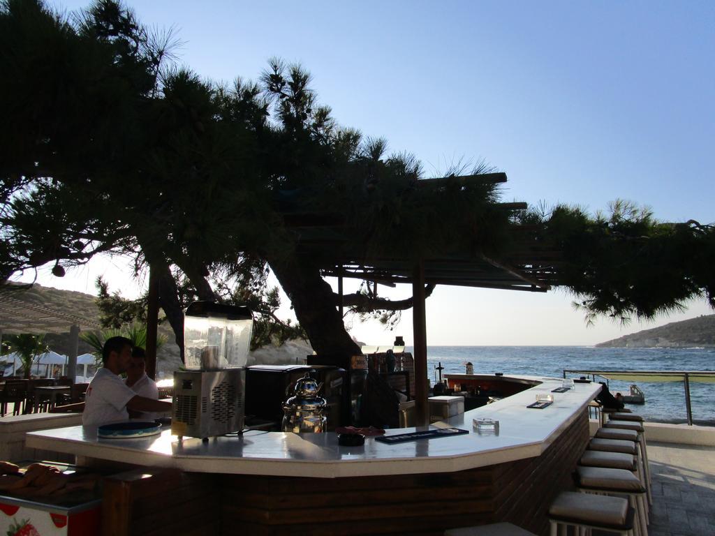 Club Mackerel Holiday Village Foça Exterior foto